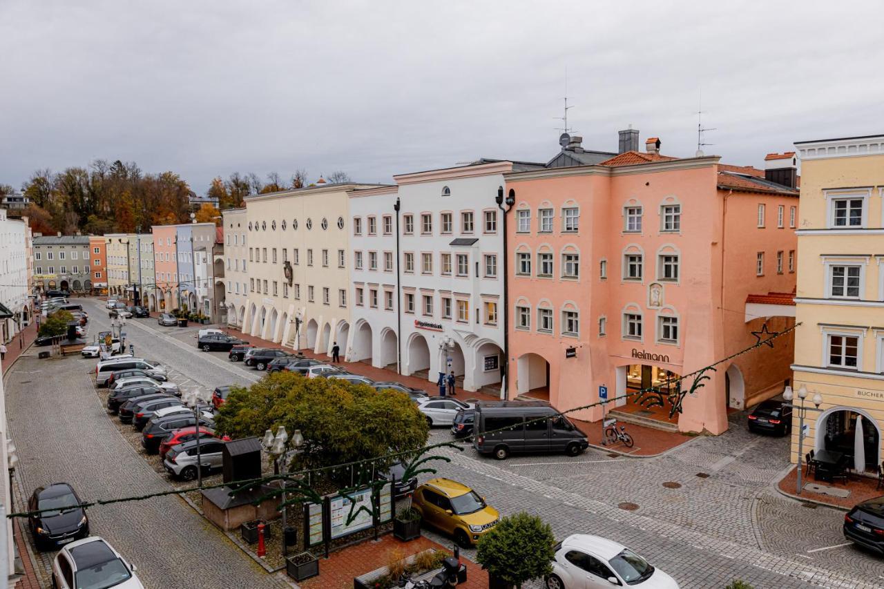 Highlight Am Stadtplatz Muehldorf - C4S Come4Stay - 2 Zimmer Wohnung I Bis Zu 5 Gaeste Extérieur photo
