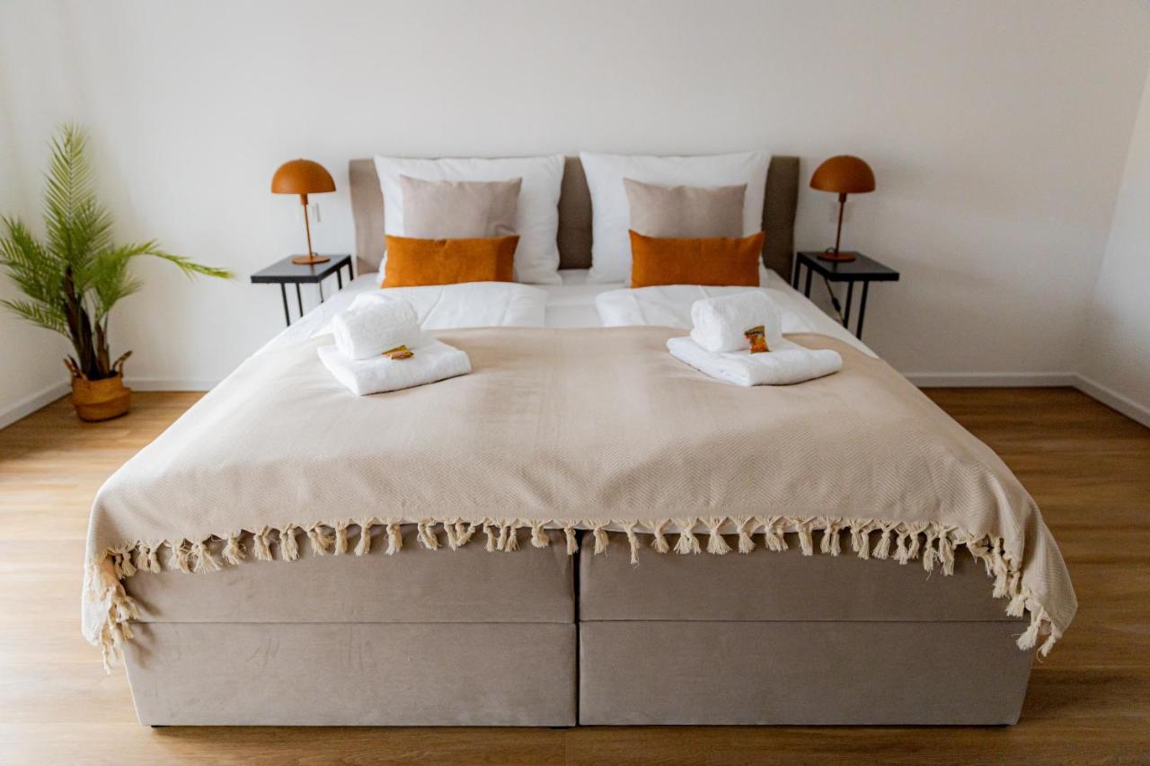 Highlight Am Stadtplatz Muehldorf - C4S Come4Stay - 2 Zimmer Wohnung I Bis Zu 5 Gaeste Extérieur photo