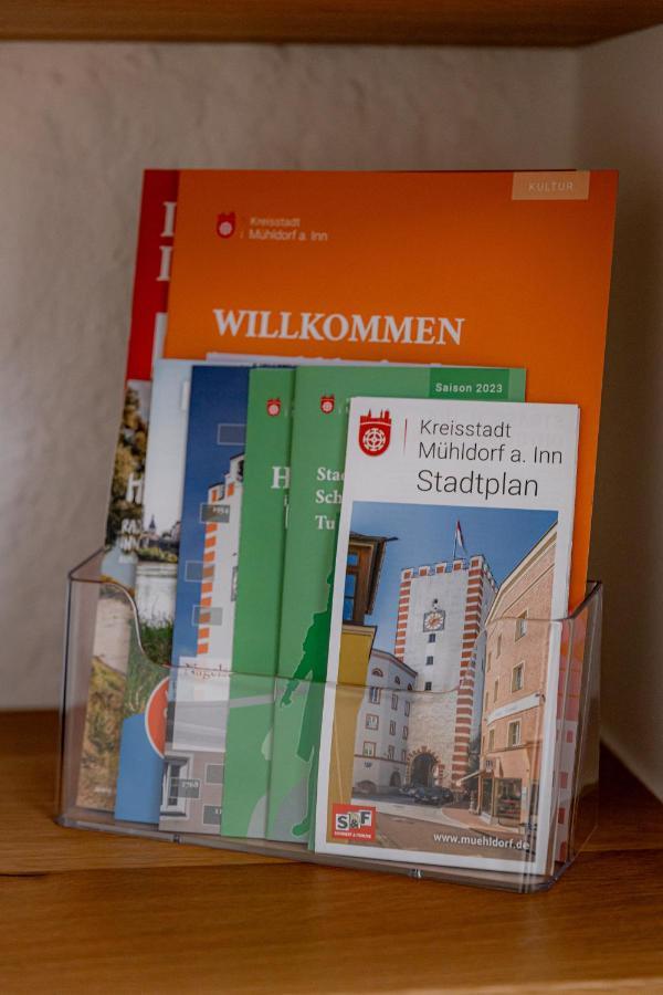 Highlight Am Stadtplatz Muehldorf - C4S Come4Stay - 2 Zimmer Wohnung I Bis Zu 5 Gaeste Extérieur photo